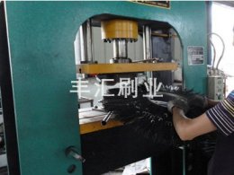掃雪刷生產(chǎn)